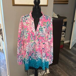 EUC Lilly Pulitzer top size xl